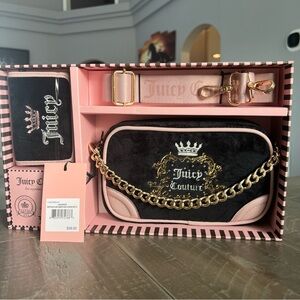 Juicy Couture Liquorice Heritage Slim Camera Bag & Card wallet Black/pink